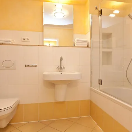 아파트 Mirabelle App 02 Eg R *